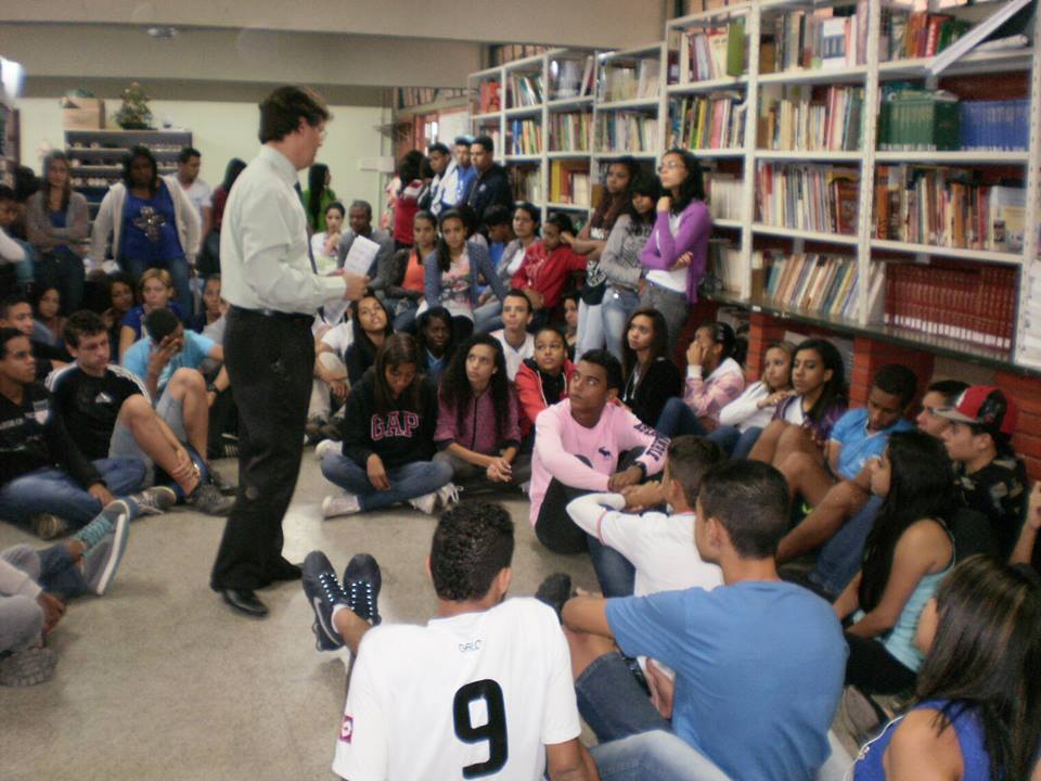 Escola Estadual Tancredo Neves